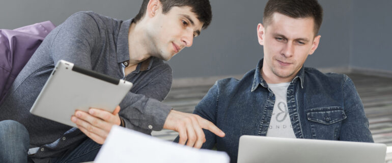 group-people-with-laptops
